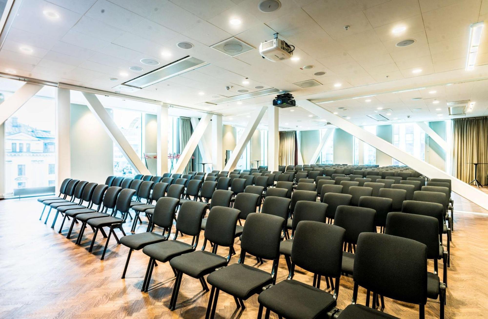 Scandic Continental Hotell 4*